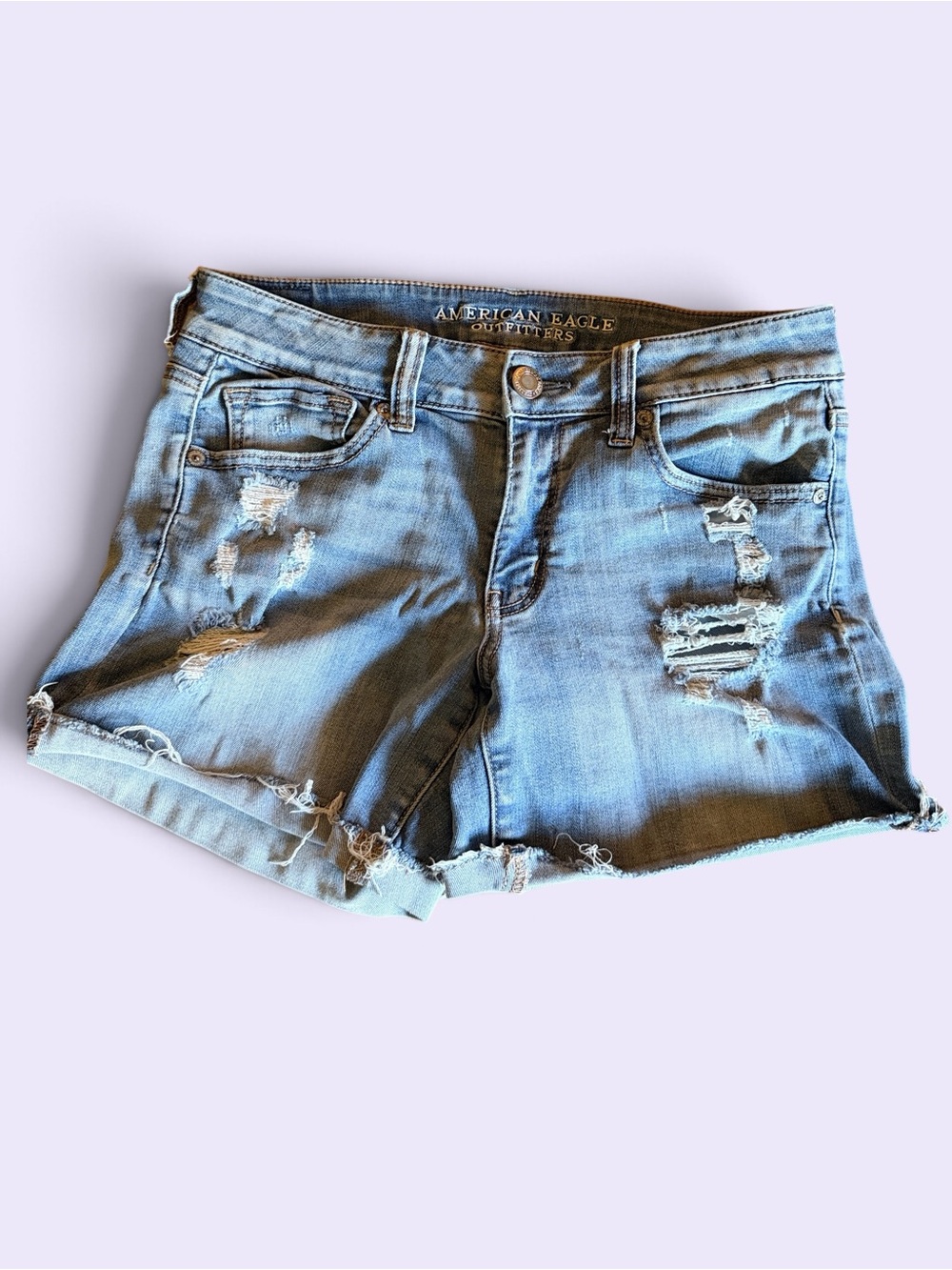 American Eagle Midi Distressed Denim Shorts – Size 8